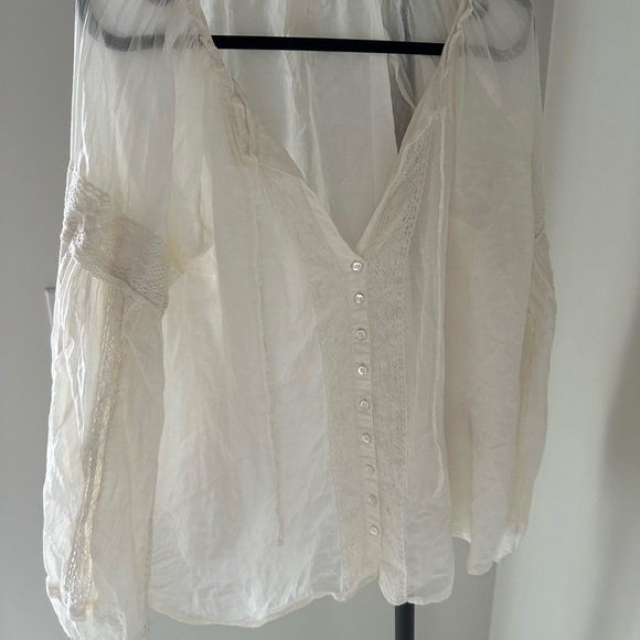 Spell Cream Buttoned Relaxed Blouse - Picture 6 of 13
